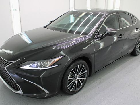 Used 2022 Lexus ES 350 w/ Premium Package FWD image 5