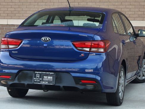 Used 2020 Kia Rio S FWD image 11