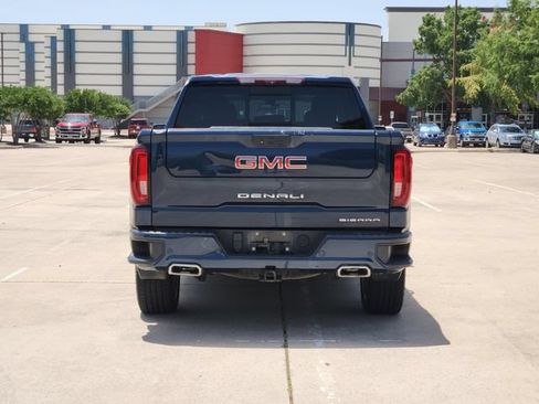 Used 2021 GMC Sierra 1500 Denali w/ Denali Ultimate Package AWD/4WD image 6