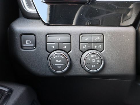 New 2026 Chevrolet Silverado 3500 LT w/ All Star Edition image 12