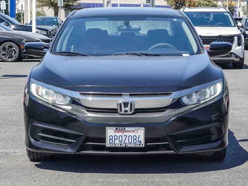 Used 2018 Honda Civic EX image 2