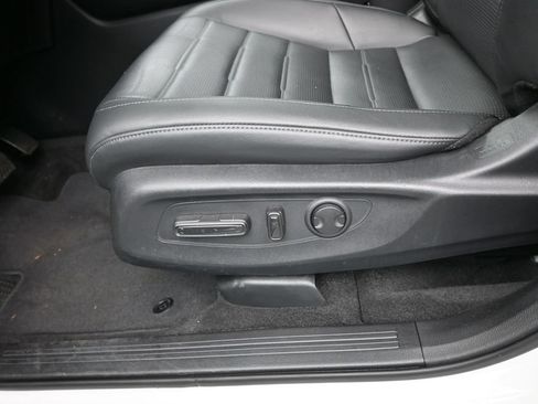 Used 2024 Honda CR-V EX-L image 15