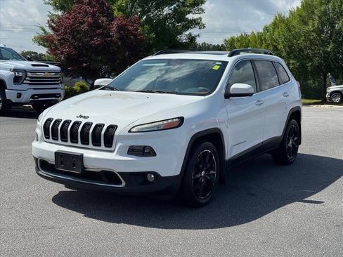 Used 2016 Jeep Cherokee Limited FWD image 7