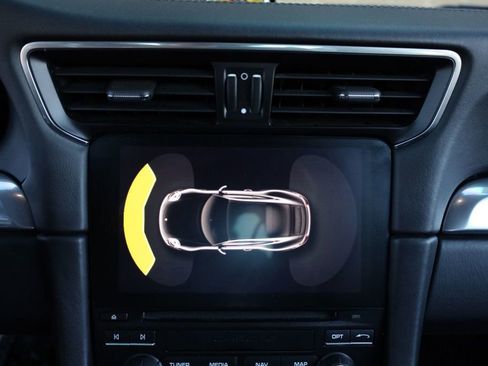 Used 2019 Porsche 911 Carrera 4S image 35