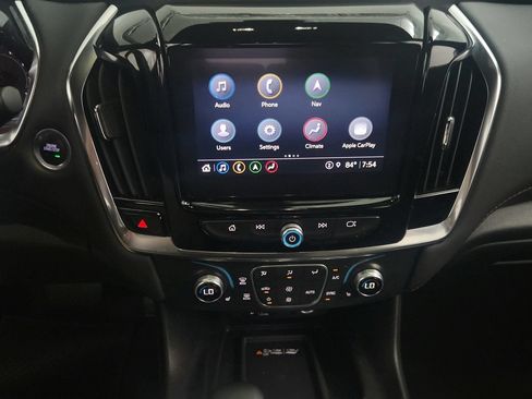 Used 2023 Chevrolet Traverse RS AWD/4WD image 18