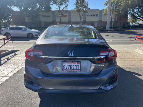 Used 2018 Honda Clarity Plug-In Hybrid image 7