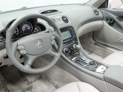 Used 2008 Mercedes-Benz SL 55 AMG w/ P1 Pkg image 2