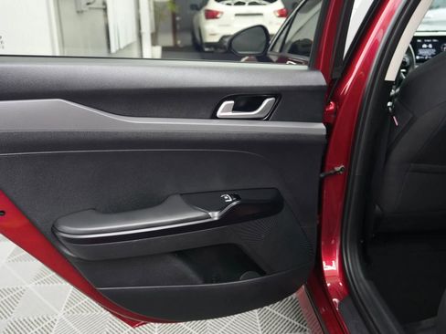Used 2021 Kia K5 LX image 7