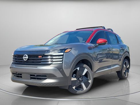 New 2025 Nissan Kicks SR FWD image 2