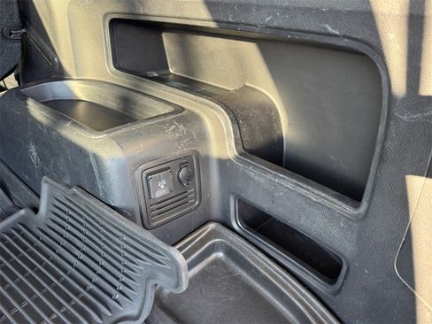 Used 2013 Toyota 4Runner SR5 image 17