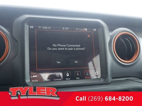 Used 2022 Jeep Gladiator Mojave w/ Cold Weather Group AWD/4WD image 52
