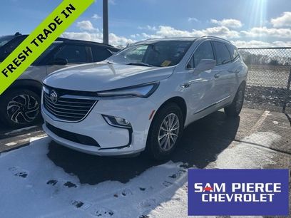 Certified 2023 Buick Enclave Essence
