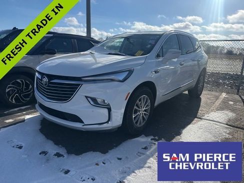 Certified 2023 Buick Enclave Essence image 1