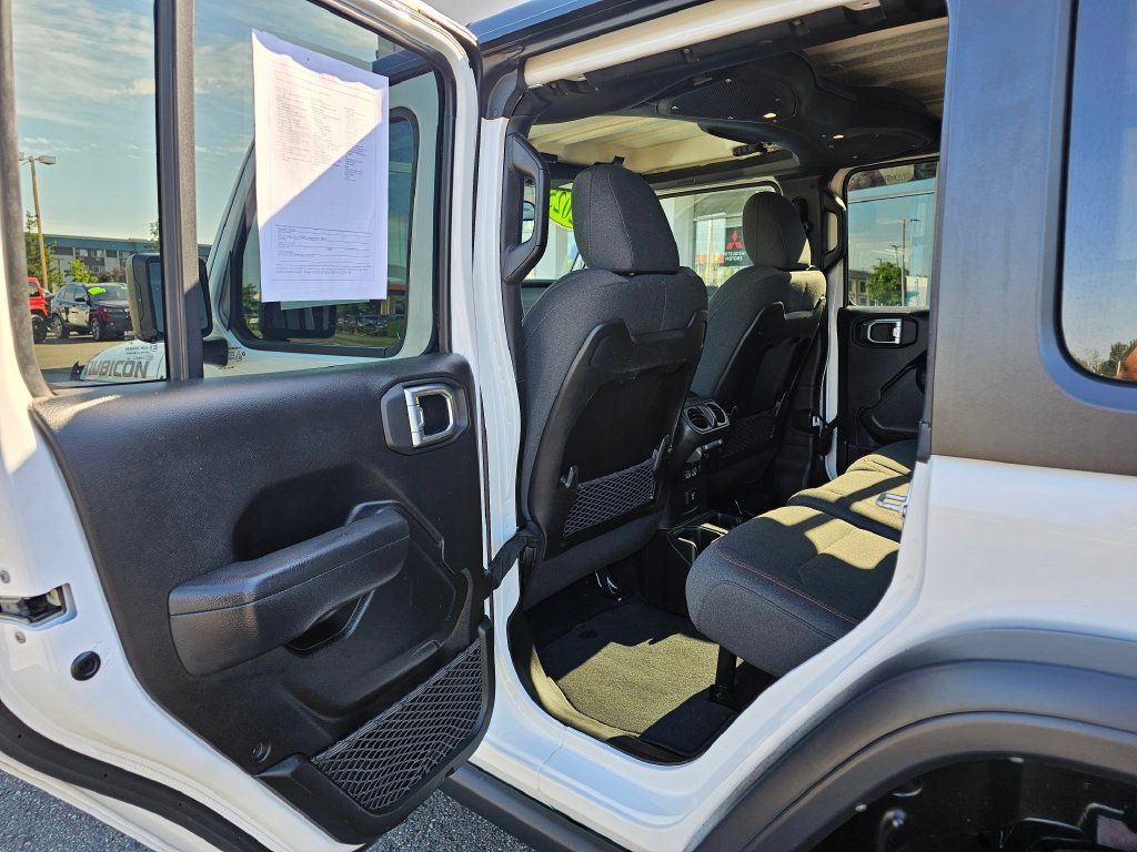 Used 2025 Jeep Wrangler Unlimited Rubicon AWD/4WD image 15