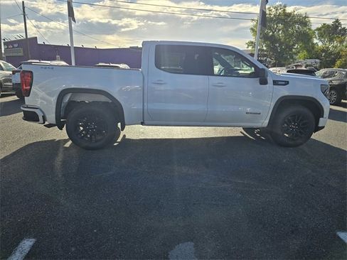 New 2026 GMC Sierra 1500 Elevation image 4