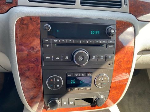 Used 2011 Chevrolet Silverado 3500 LTZ AWD/4WD image 19