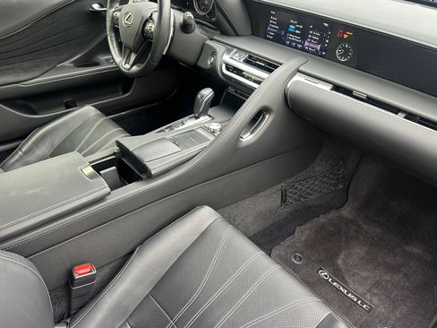Used 2018 Lexus LC 500 Coupe w/ Touring Package image 17