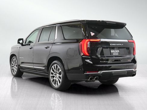 Used 2025 GMC Yukon Denali w/ Denali Reserve Package AWD/4WD image 3