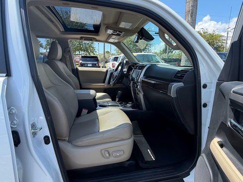 Used 2024 Toyota 4Runner Limited AWD/4WD image 18