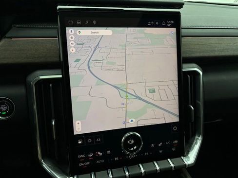 New 2026 GMC Acadia Denali Ultimate image 30