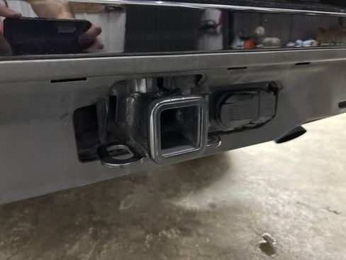 Used 2025 Ford Expedition Active image 28