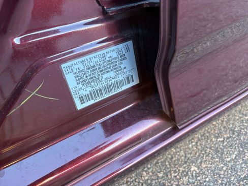 Used 2025 Nissan Sentra SV image 28