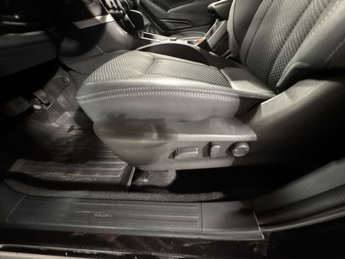 Used 2023 Subaru Forester Premium image 17