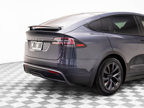 Used 2024 Tesla Model X Base image 32