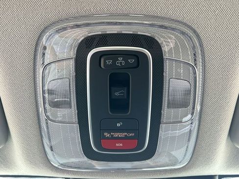 New 2026 Hyundai Elantra Limited FWD image 25
