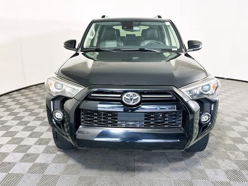 Used 2021 Toyota 4Runner SR5 Premium w/ Moonroof Package RWD image 8