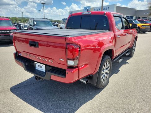 Used 2023 Toyota Tacoma SR5 RWD image 5