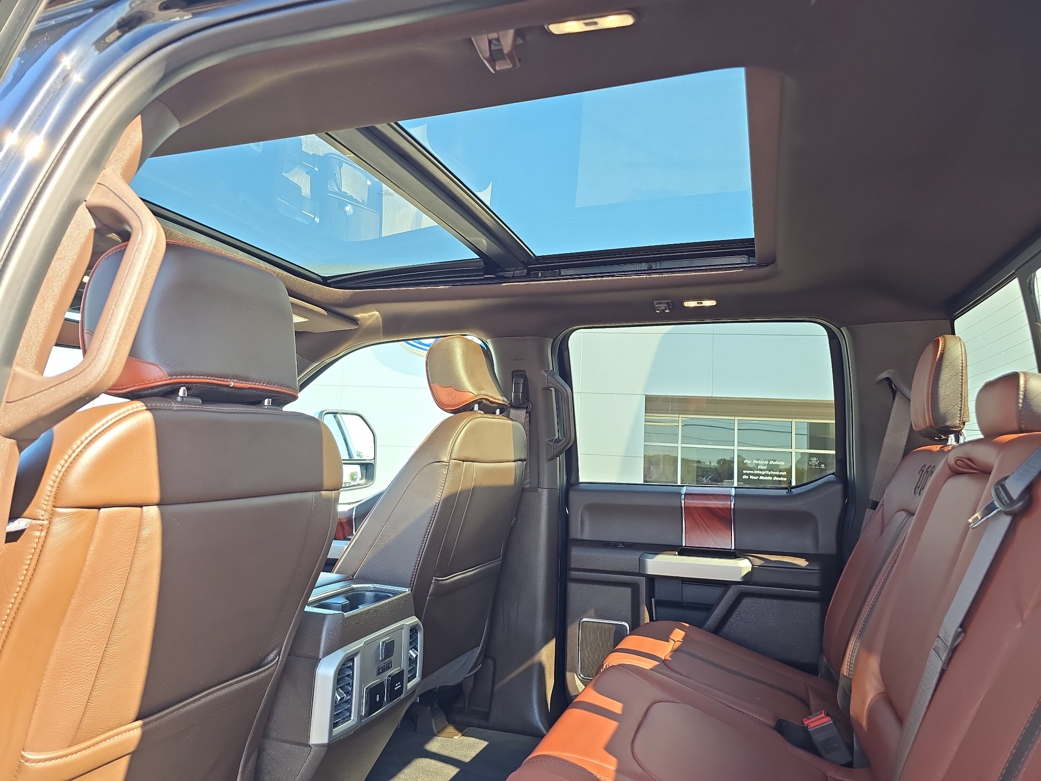Used 2022 Ford F350 King Ranch w/ King Ranch Ultimate Package AWD/4WD image 23