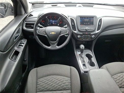 Used 2020 Chevrolet Equinox LT image 8