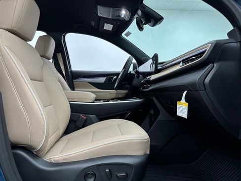 New 2026 Buick Enclave Preferred w/ Power Package image 35