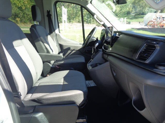 Used 2025 Ford Transit 350 XLT RWD image 23