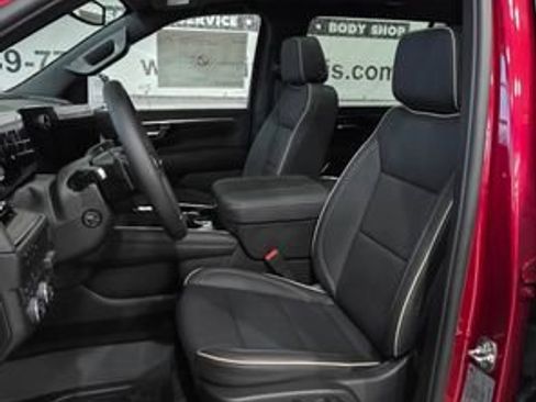 New 2026 Chevrolet Suburban Premier w/ Sun And Tow Package image 15