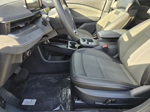 New 2025 Ford Mustang Mach-E GT image 9