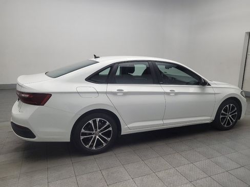 Used 2025 Volkswagen Jetta Sport image 10