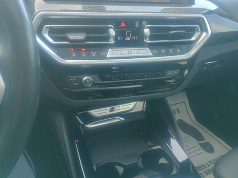 Used 2023 BMW X4 M40i image 26