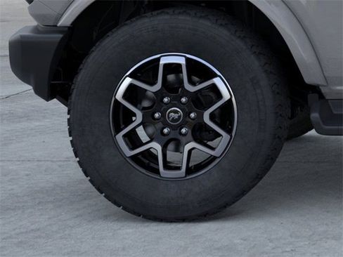 New 2026 Ford Bronco Outer Banks image 21
