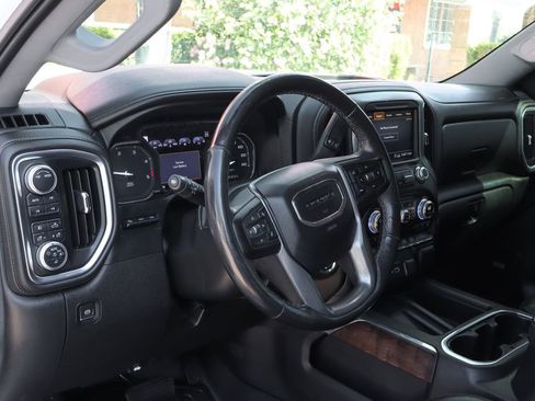 Used 2020 GMC Sierra 2500 Denali w/ Denali Ultimate Package image 21