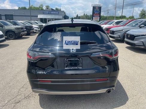 Used 2023 Honda HR-V Sport image 5