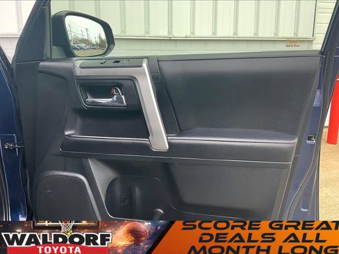 Used 2021 Toyota 4Runner Limited image 29