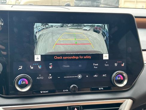 Used 2024 Lexus RX 350 w/ Technology Package image 36