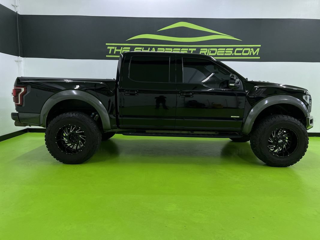 Used 2017 Ford F150 Raptor w/ Equipment Group 802A Luxury AWD/4WD image 11