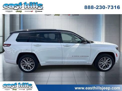 Used 2023 Jeep Grand Cherokee L Summit AWD/4WD image 2