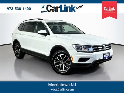 Used 2020 Volkswagen Tiguan SE w/ Panoramic Sunroof Package AWD/4WD image 1