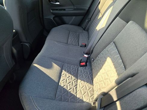 New 2026 Nissan Kicks SV w/ SV Premium Package image 18