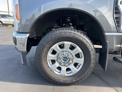 Used 2023 Ford F250 XLT AWD/4WD image 18