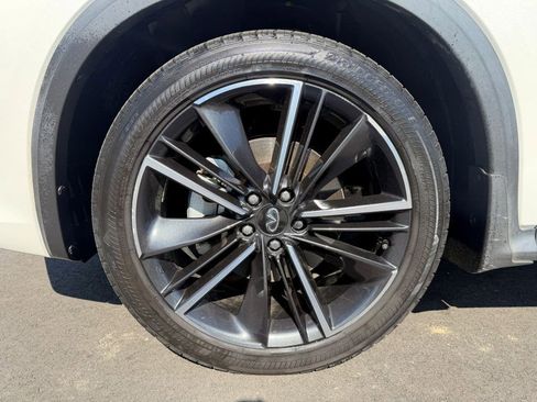 Used 2023 INFINITI QX55 Essential image 8